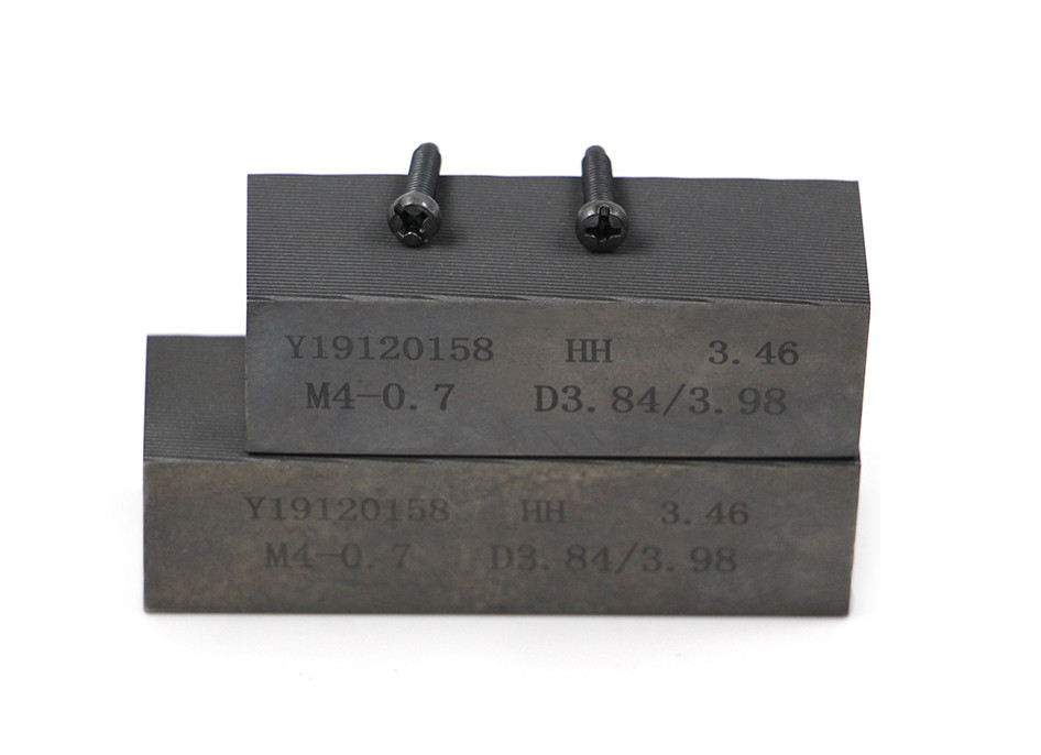 China Factory Thread Rolling Die DC53 +N voor Schroefdraad Rolling Machine Customized Long Life Mold